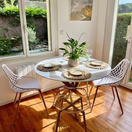 Maison Bobochic Parking Et Jardin By Art De Voyager Etretat Exterior photo